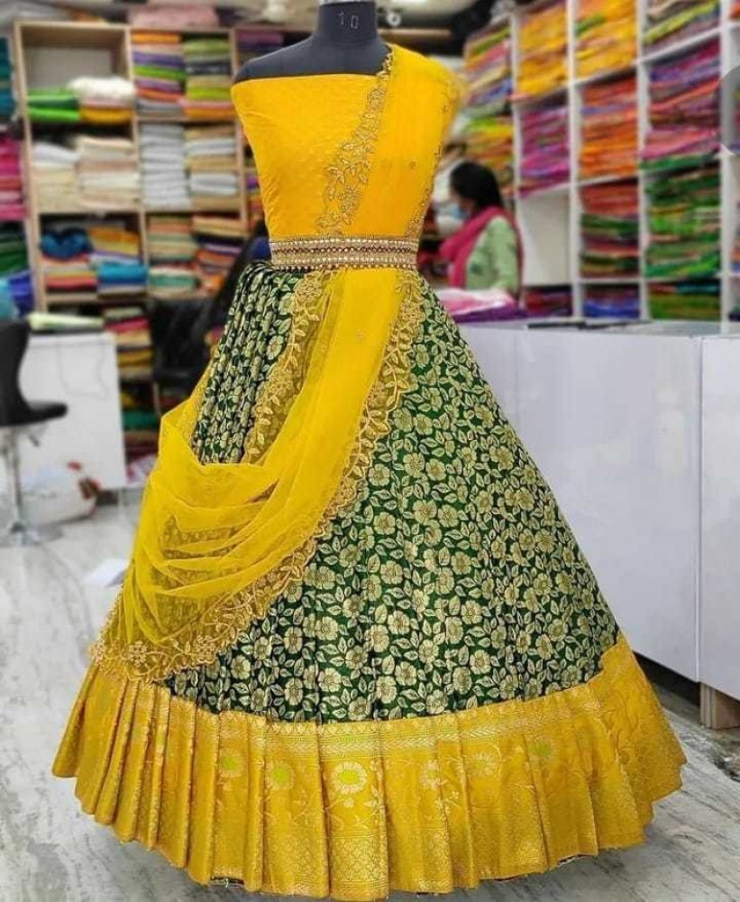 Simple on sale lehenga flipkart