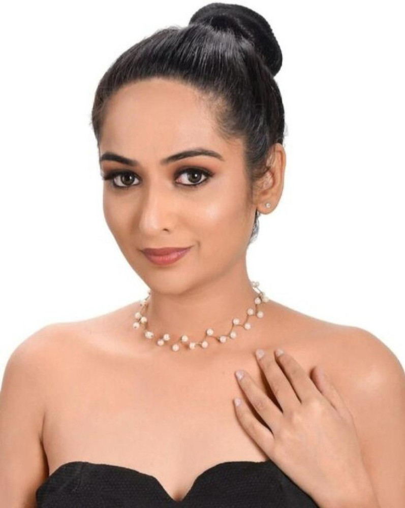 Pearl choker in store on sale