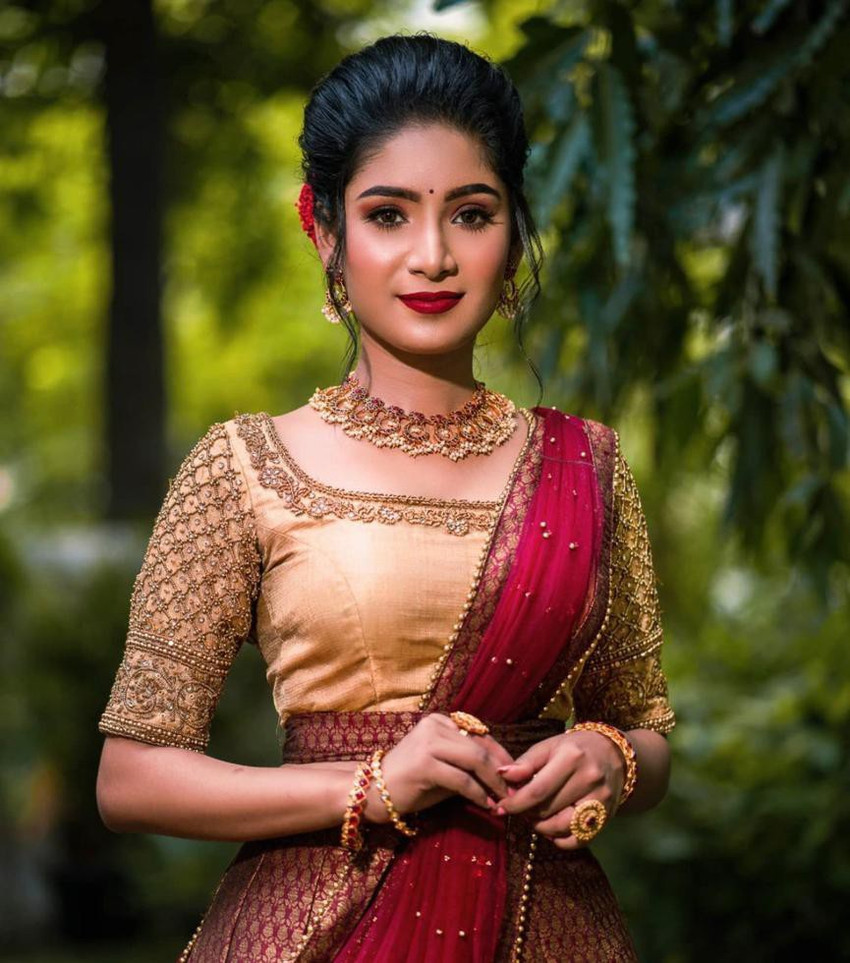 Bridal Lehenga Patterns In Trend -Storyvogue.com | Kerala engagement dress,  Hindu engagement dress kerala, Half saree designs