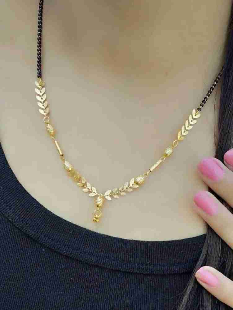 Simple gold hot sale mangalsutra images