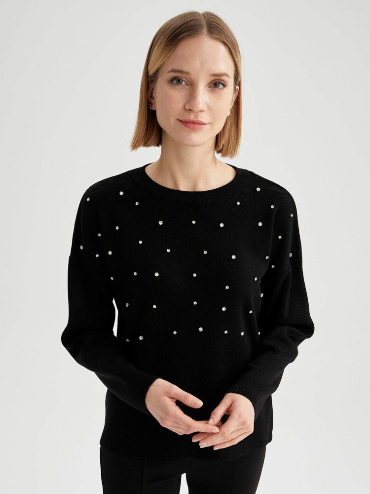 Black WOMAN Crop Sweatshirt 2911190 | DeFacto