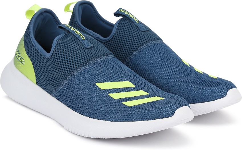 Adidas 2024 pulls shoe