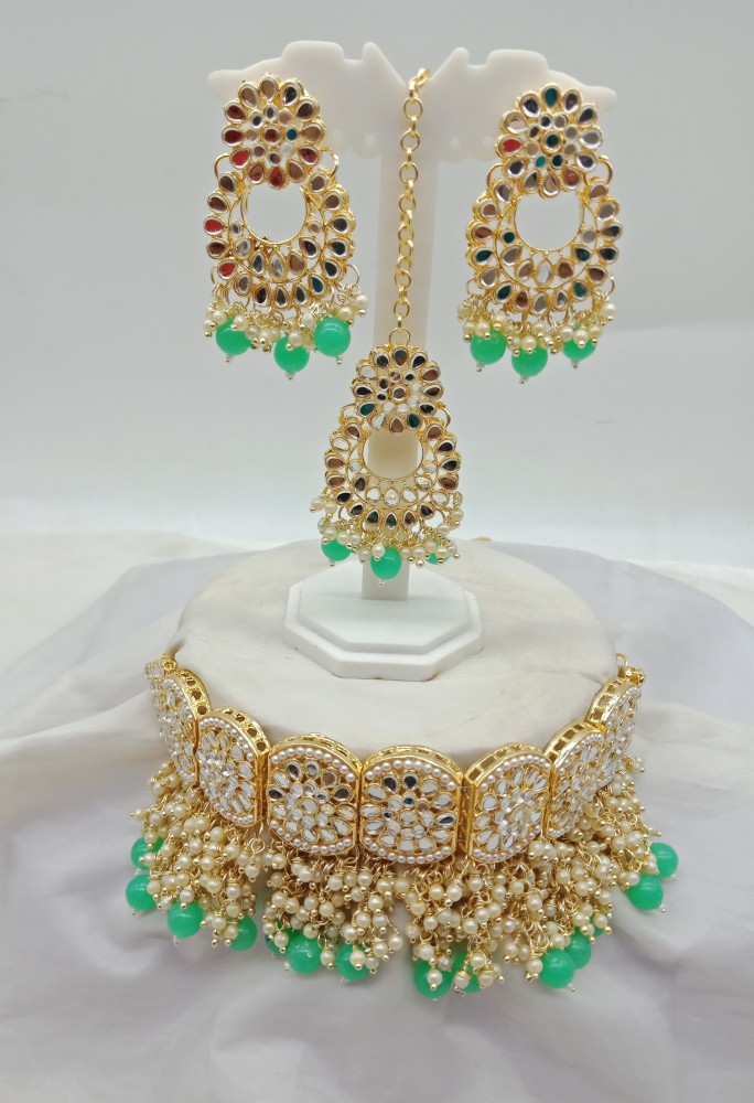 Pista green deals jewellery set