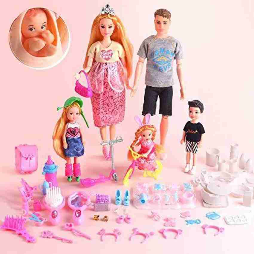 Barbie's mom and online dad dolls