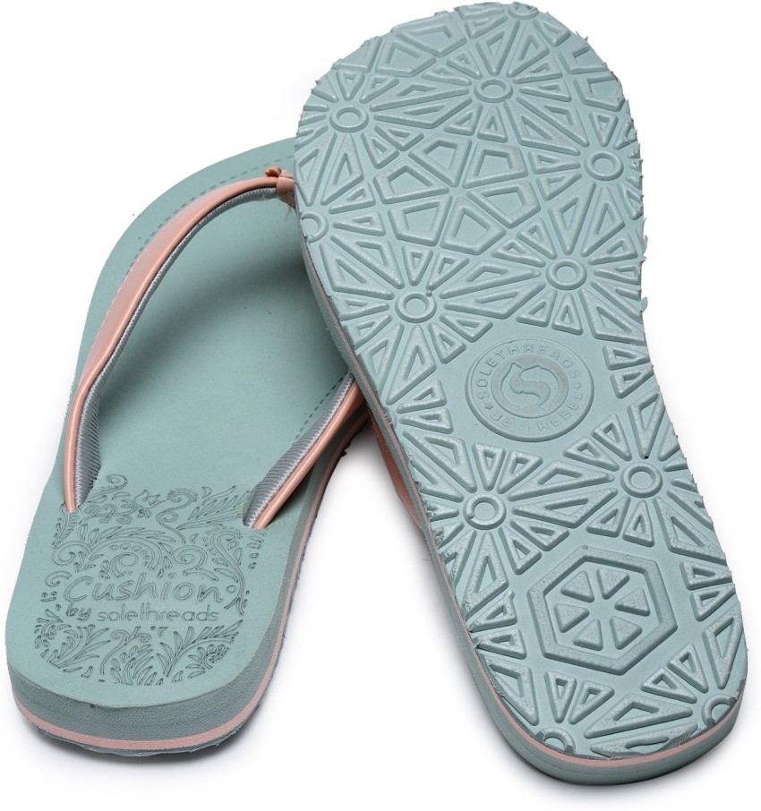 Reef women's cushion discount threads flip flops