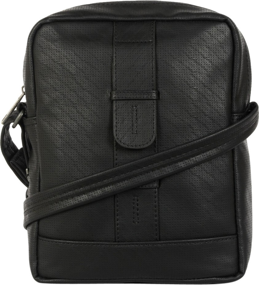 Flipkart men's side bags sale