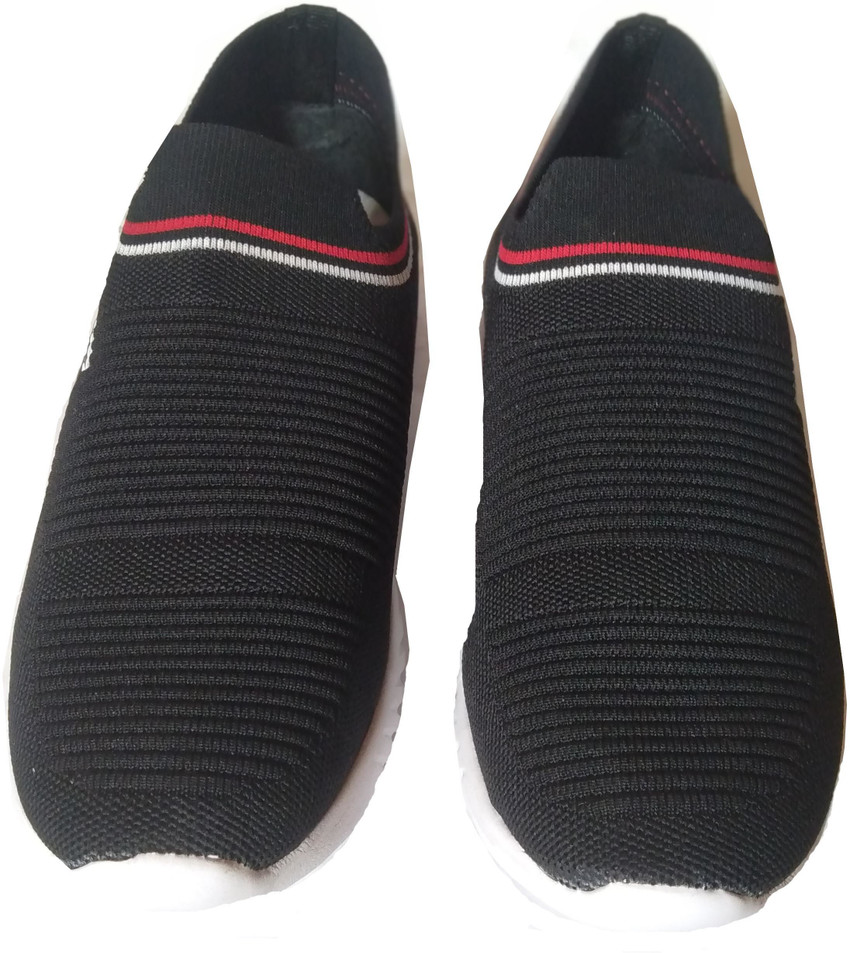 Boys size 6 shoe in mens store