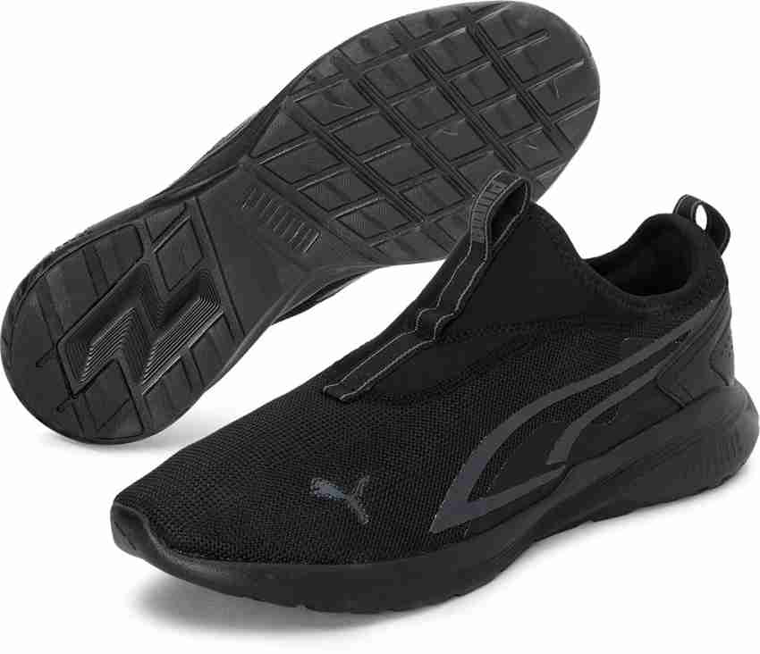 All black pumas clearance shoes