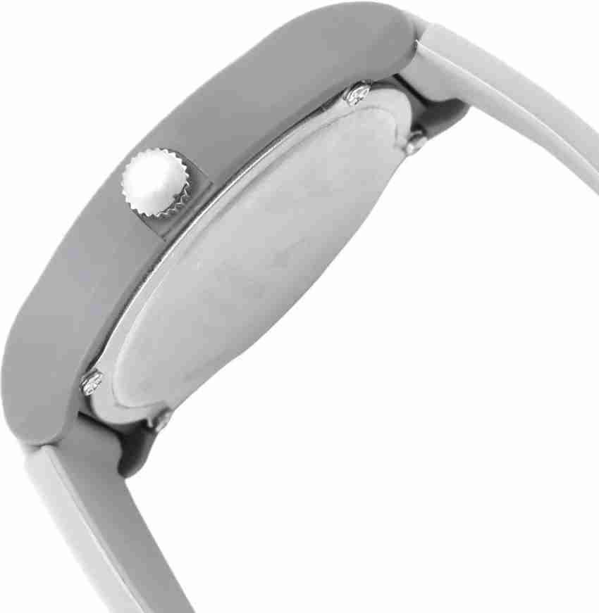 Fastrack 9915pp56 2024 minimalists watch