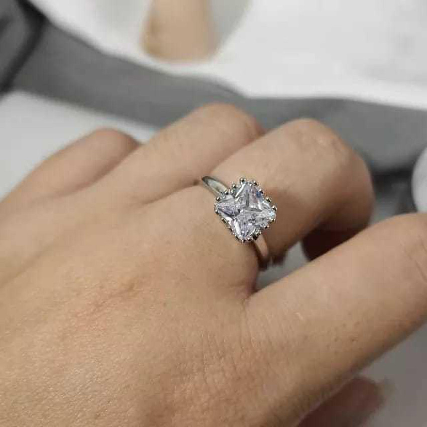 Diamond square wedding rings top