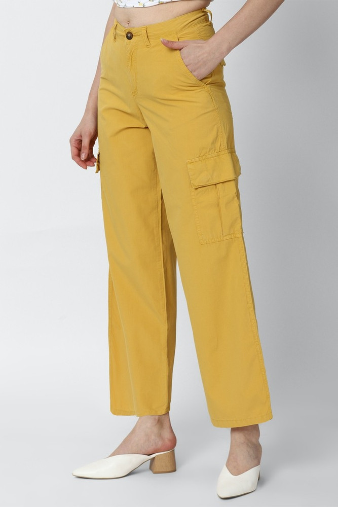 Yellow cargo pants forever 21 top