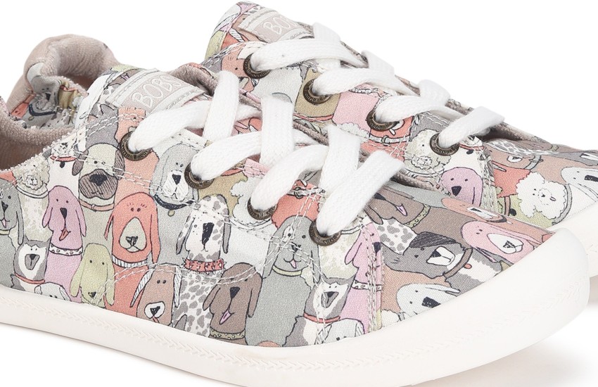 Skechers dog outlet sneakers