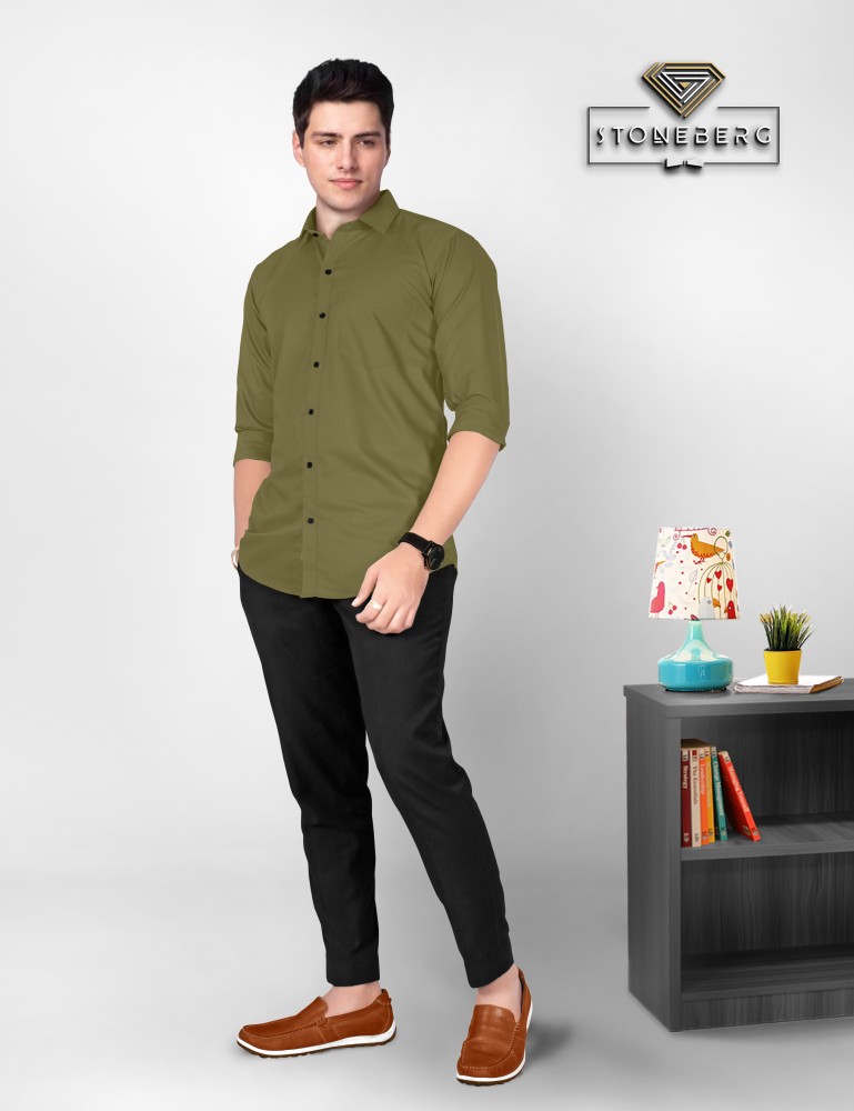 black shirt and olive pants OFF70