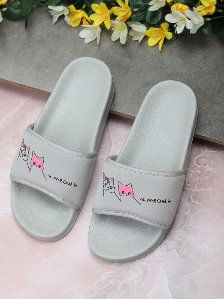 Female best sale slides slippers