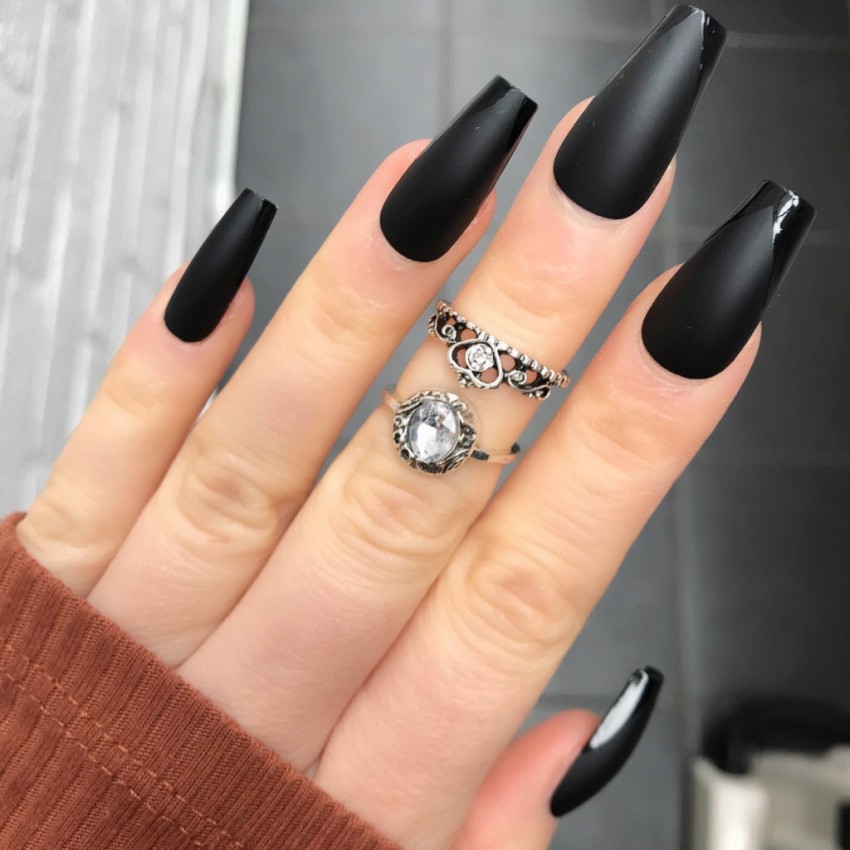 8 Matte Black Nails Ideas Idea to Try for Your Next Manicure