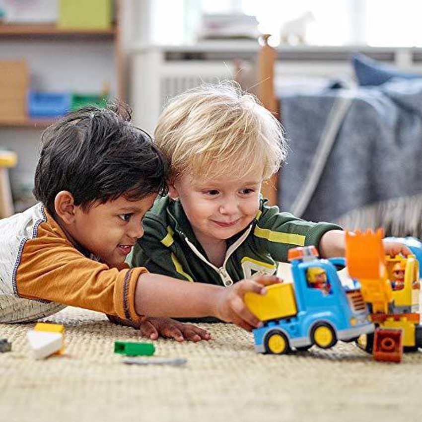 Duplo town truck hotsell and tracked excavator