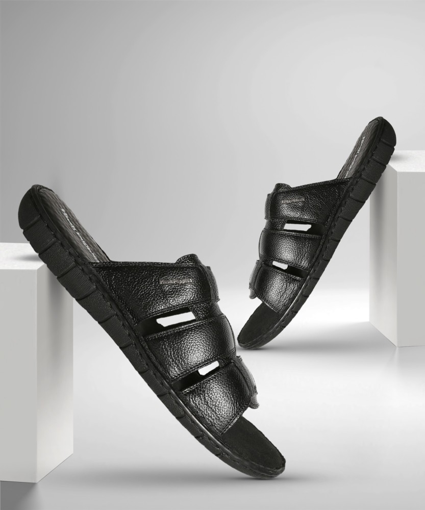 Hush puppies sandals outlet flipkart