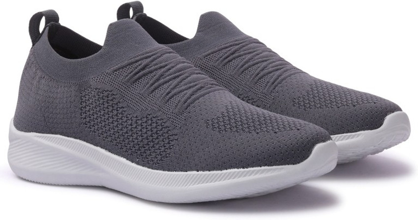 Crew street shop shoes flipkart
