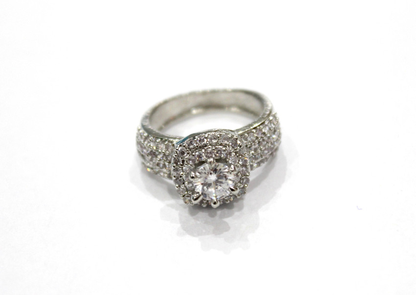 Bello Naari Solitaire Crystal Silver Plated American Diamond Rings
