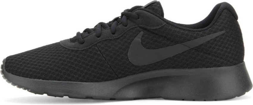 Nike tanjun sneakers discount zwart