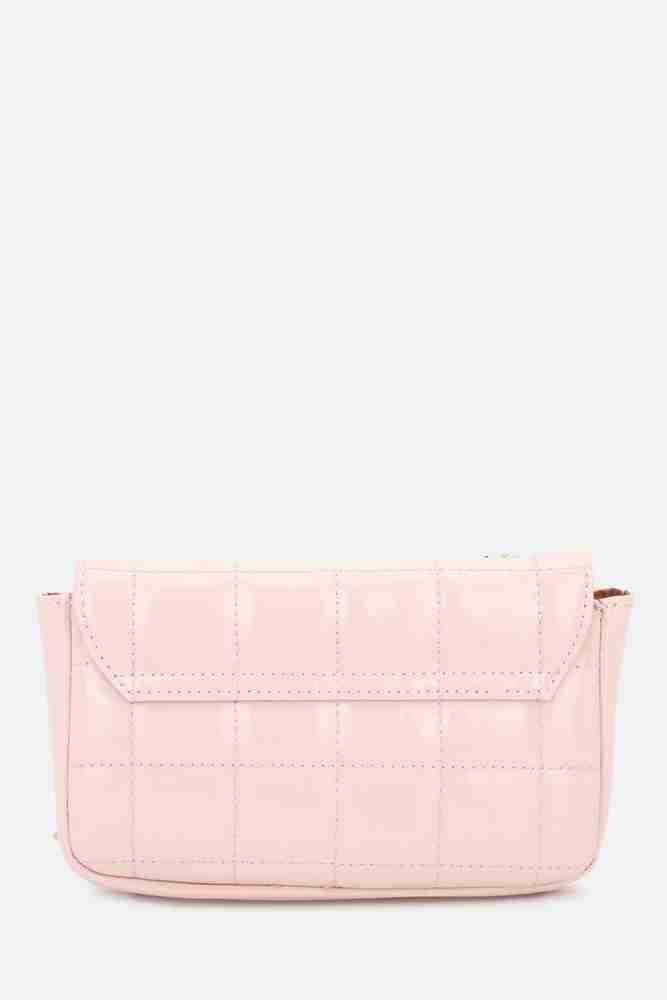 Hot pink 2025 clutch forever 21