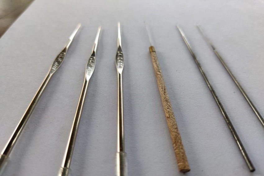 Aari Needles for Bead, Sequins, Metal Wires and Thread Embroidery