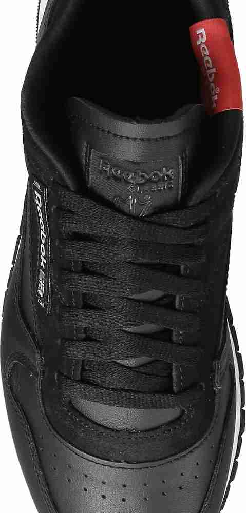 Reebok casual on sale shoes flipkart