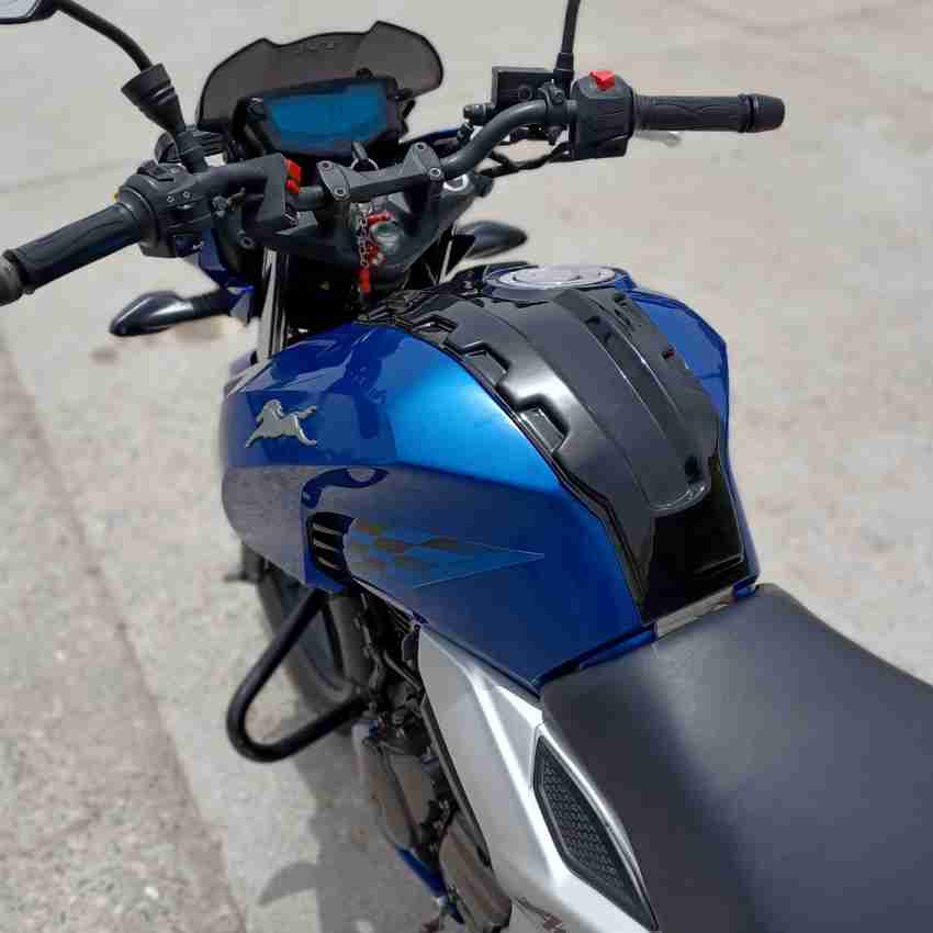 Tvs apache 160 clearance 4v tank cover
