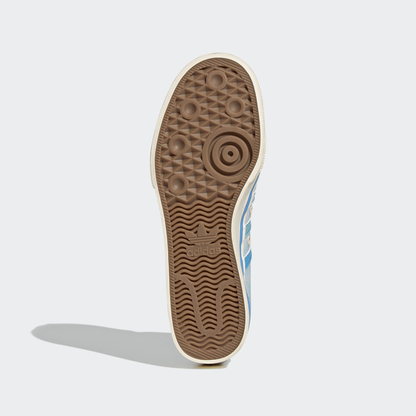 Adidas nizza platform wit top