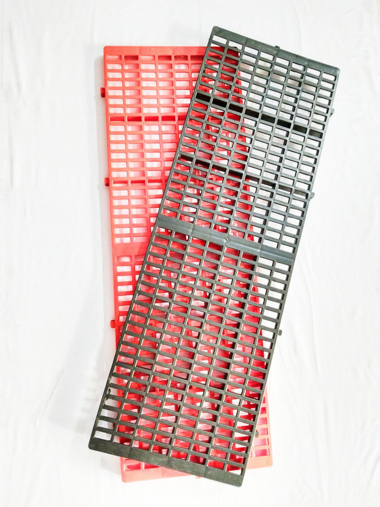 Sip Dog Flooring Plastic Slatted Mat Size 1x3 Feet Combo of Red