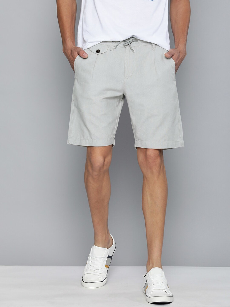 Mast and new arrivals harbour shorts