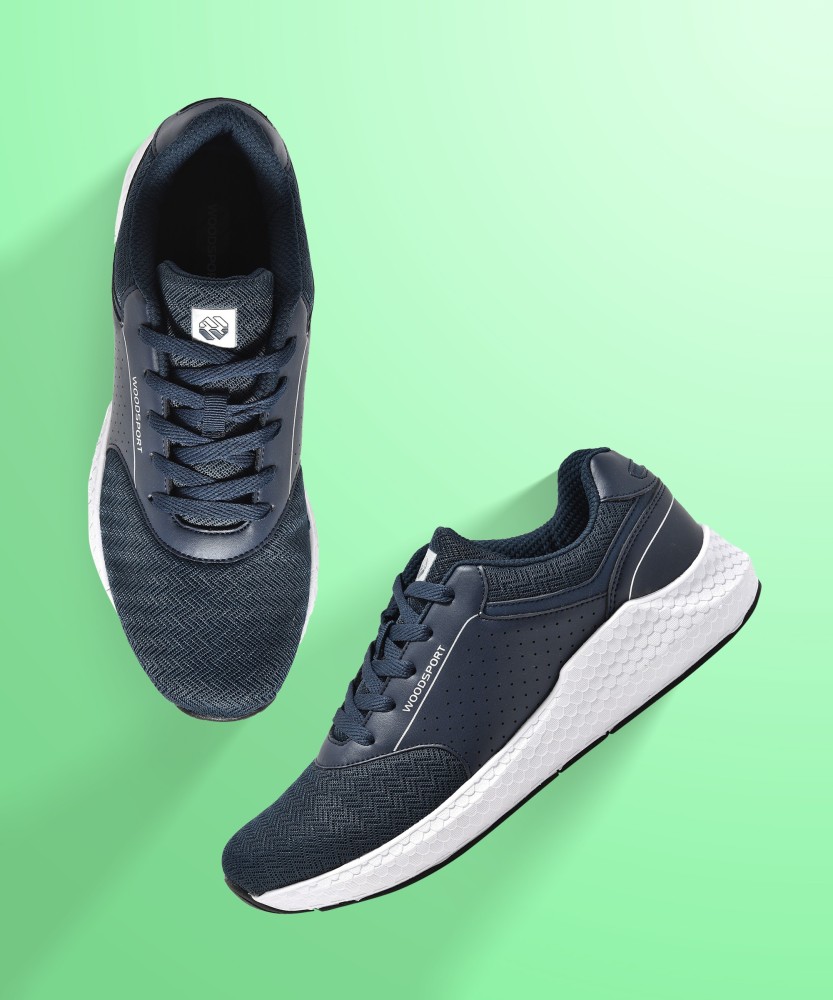 Woodland sports sale shoes flipkart