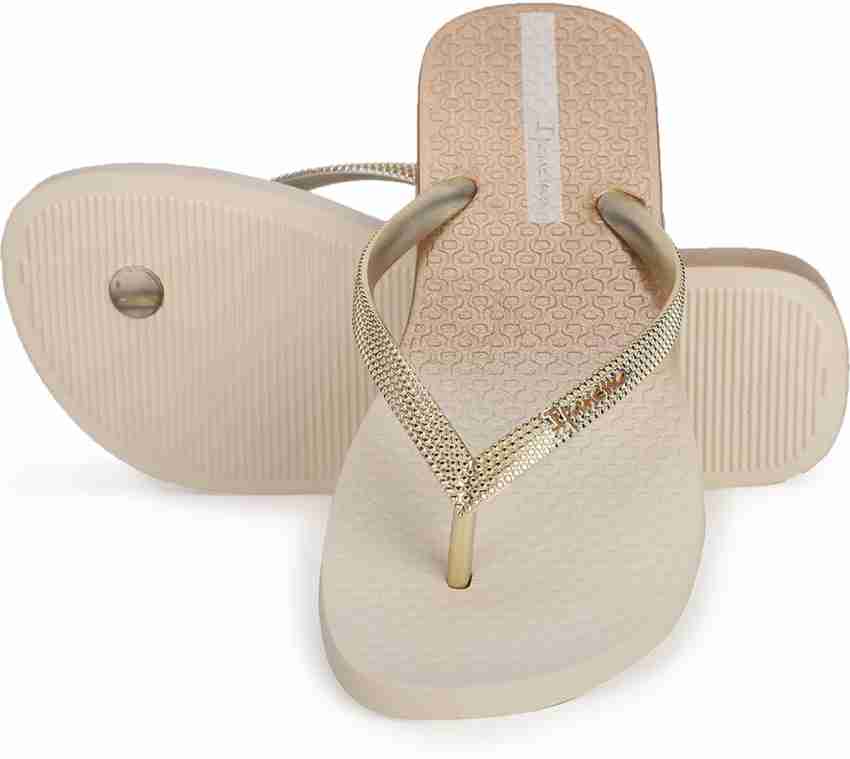 Ipanema rose best sale gold flip flops