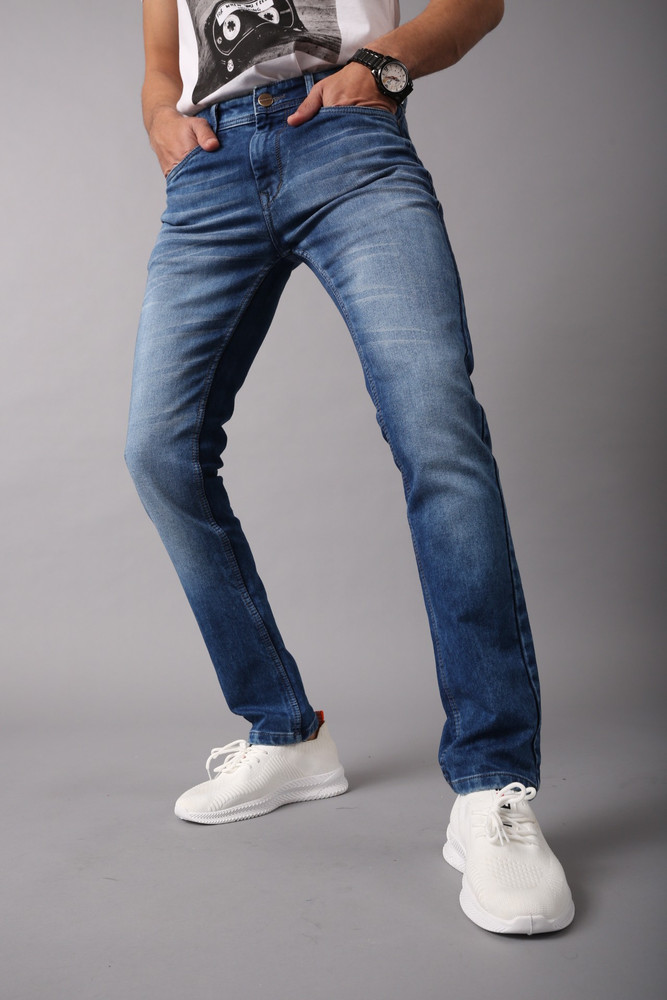 United 18 top jeans price