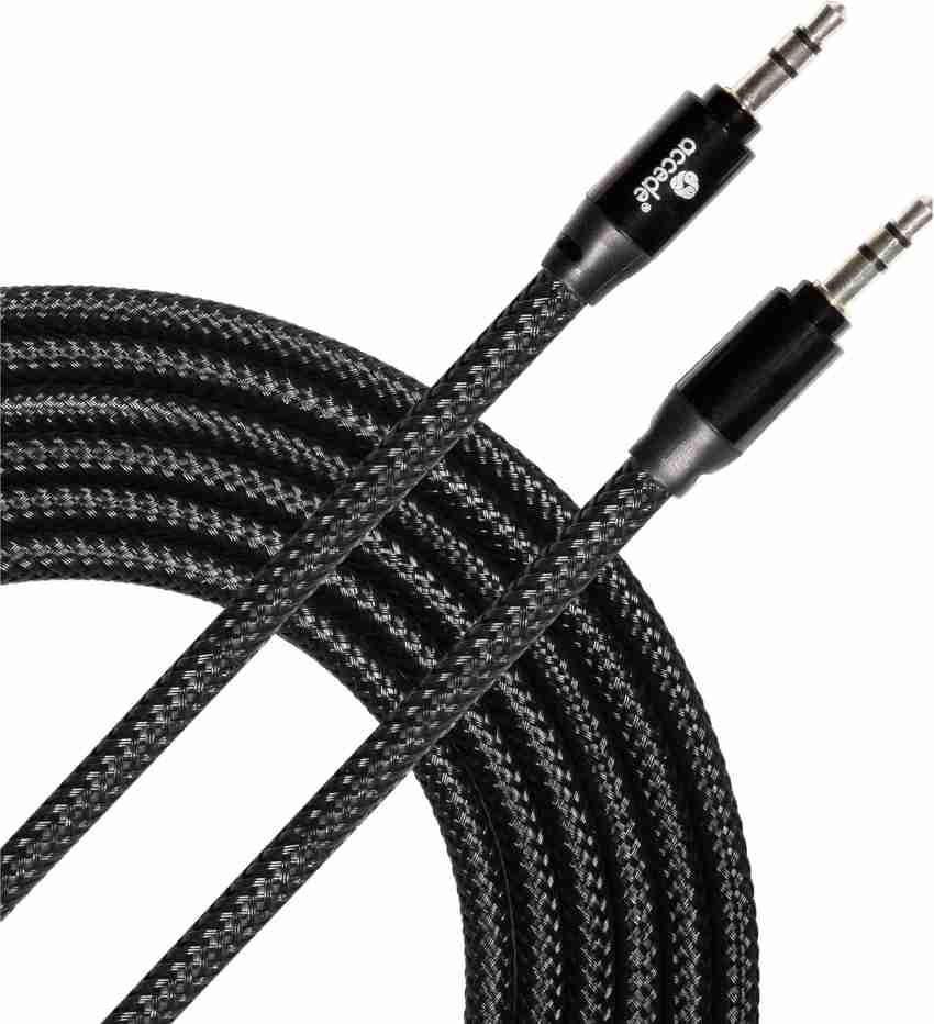 Car audio outlet cable connectors