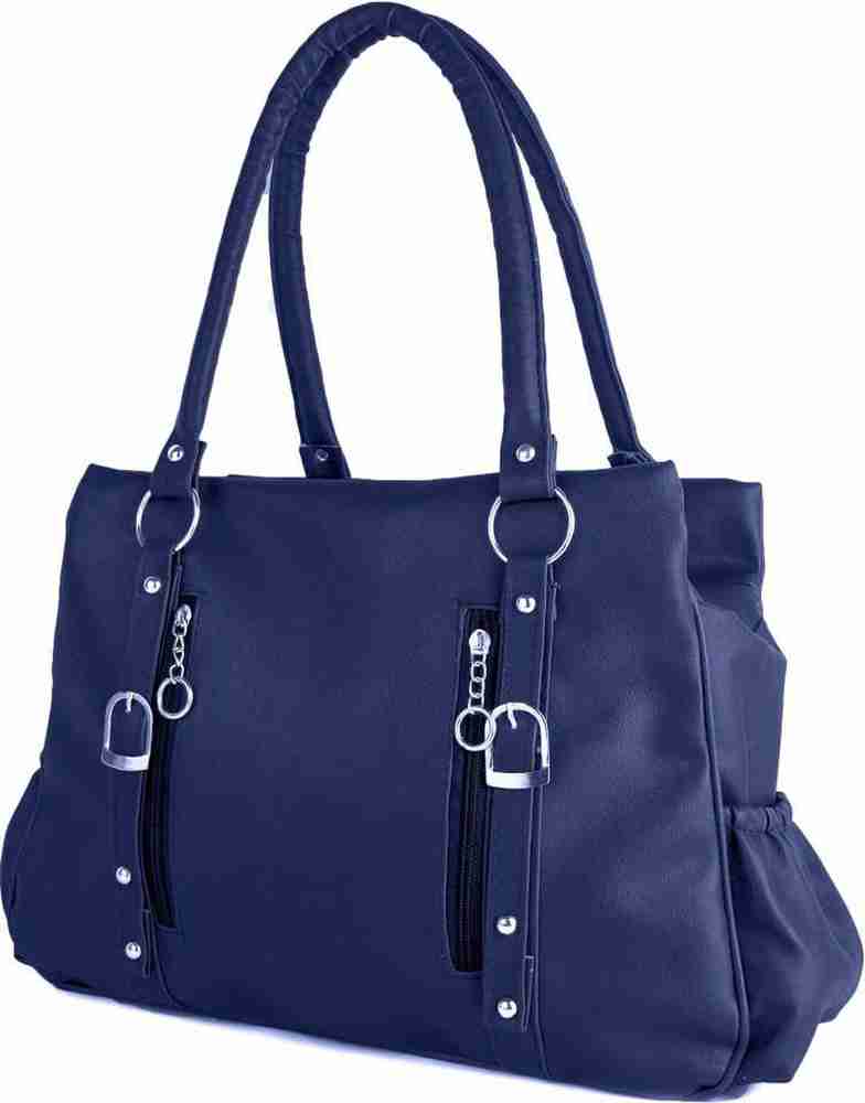 Ladies hand bags in flipkart shop