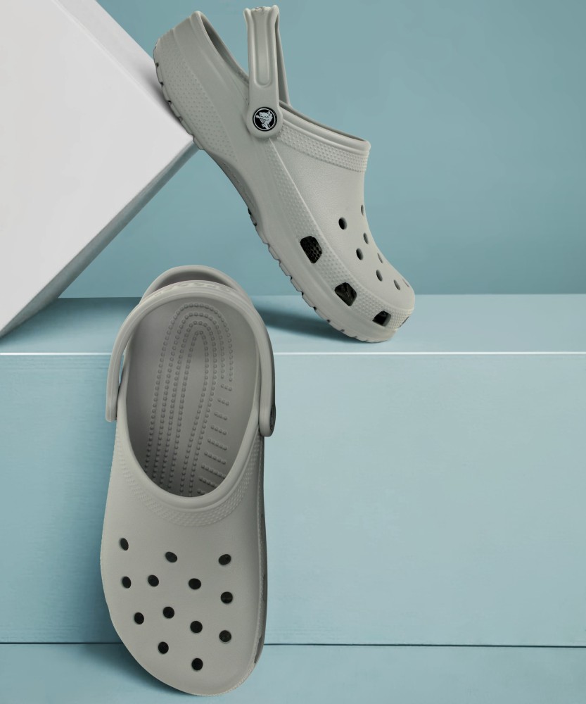 Crocs men grey deals clogs