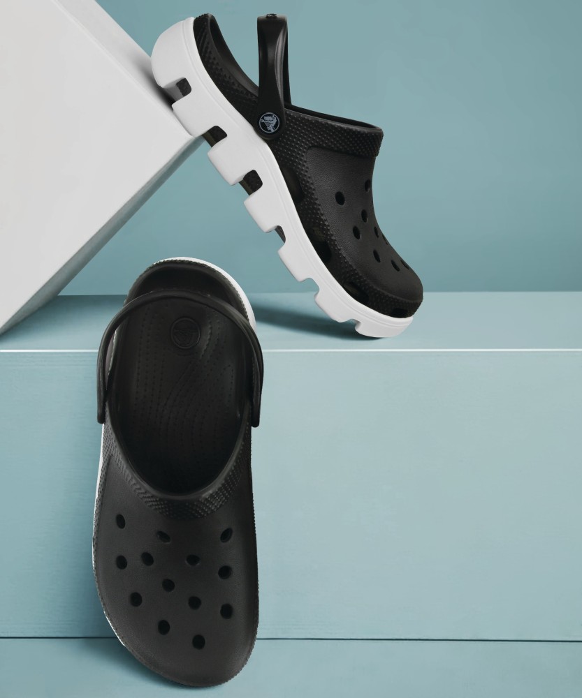 Crocs for clearance men flipkart