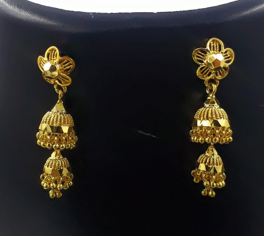 Gold pendi deals earrings