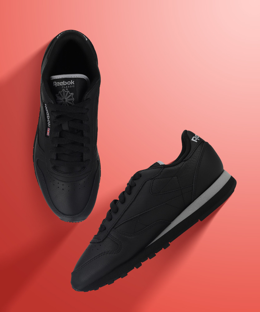 Mens black shop reebok classics
