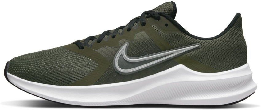 Nike store downshifter green