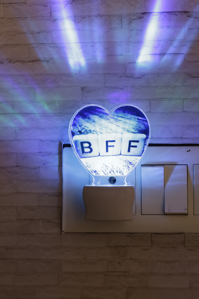 gifteee Seven Color Changing Friendship LED Lamp Theme 9 Night