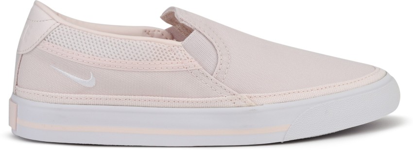 Womens nike best sale slip on sneakers