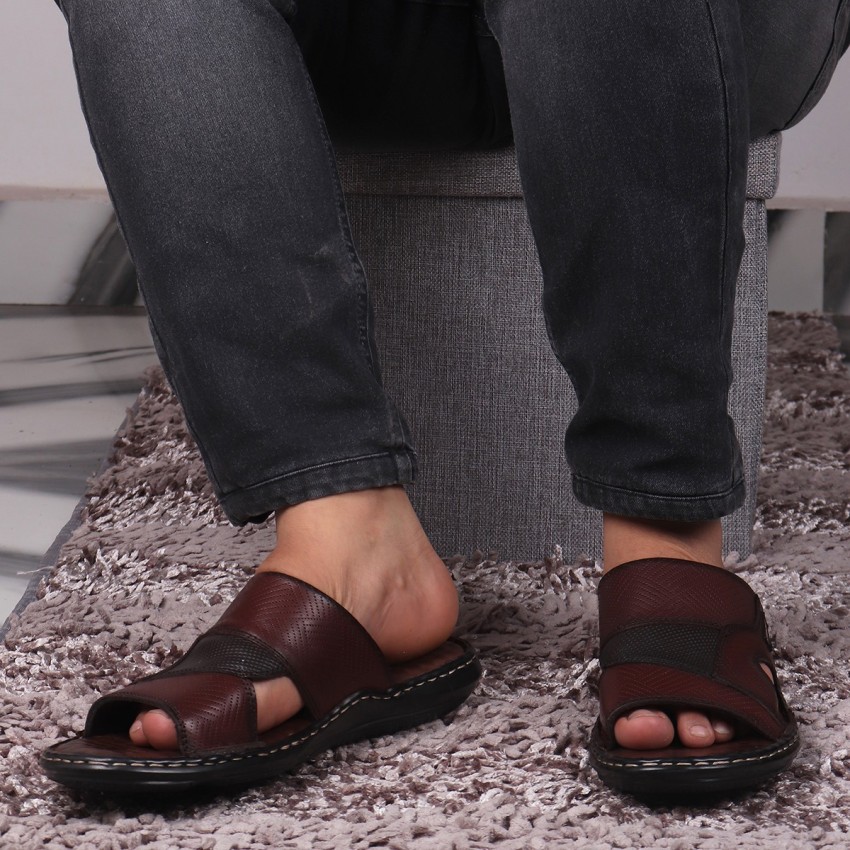 Red chief men's leather hot sale slippers