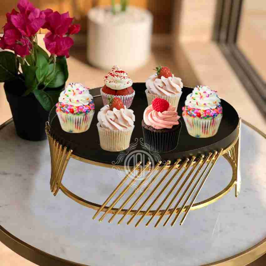 Fancy cake outlet stand