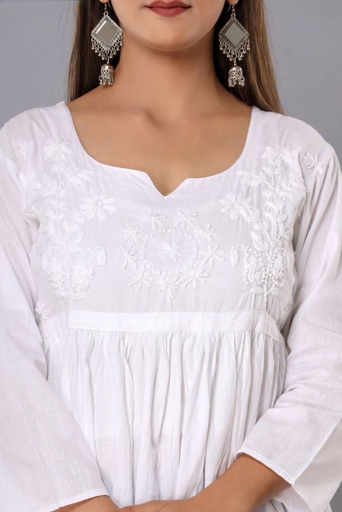 Lakhnavi Fabrics Women Embroidered Anarkali Kurta