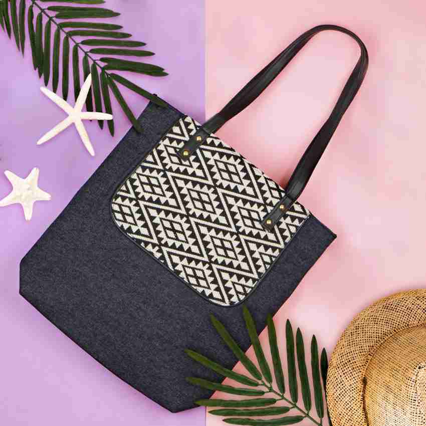 Kanvas katha tote bags on sale flipkart