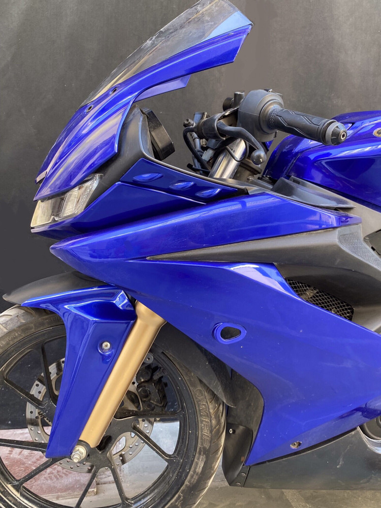 R15 v3 hot sale side cover price