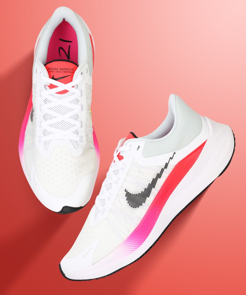 Nike on sale winflo white