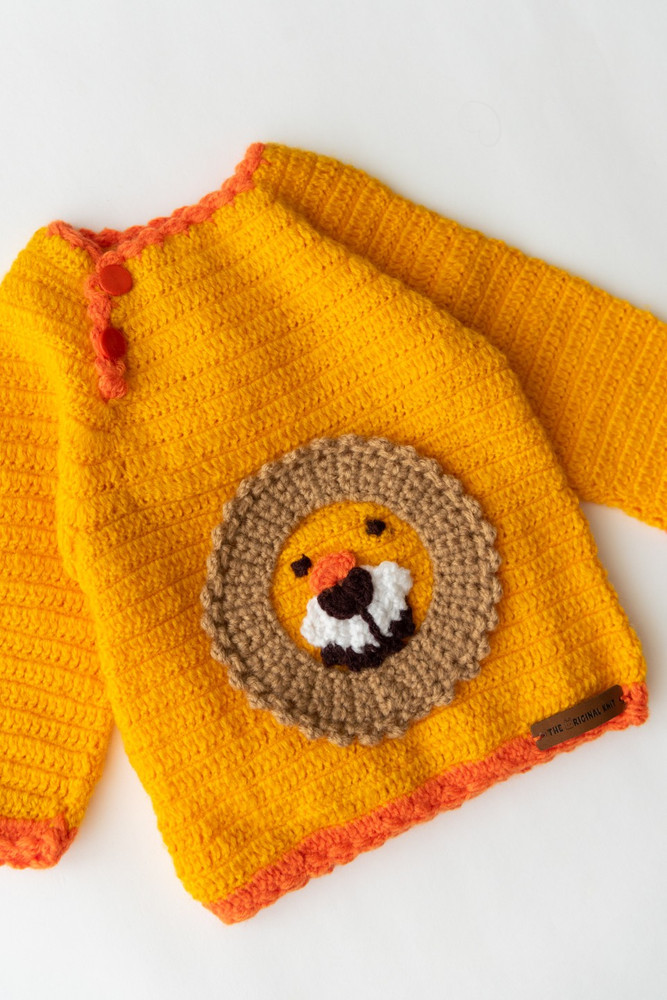 Baby sweater deals neck design